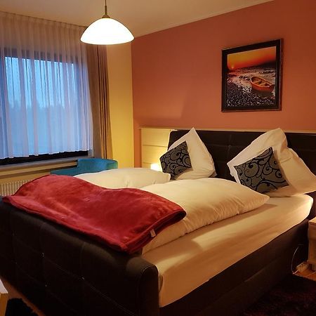 Legend Hotel Biebesheim am Rhein Екстер'єр фото