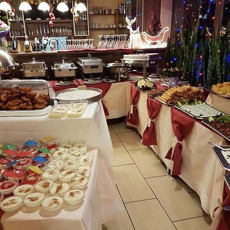Legend Hotel Biebesheim am Rhein Екстер'єр фото