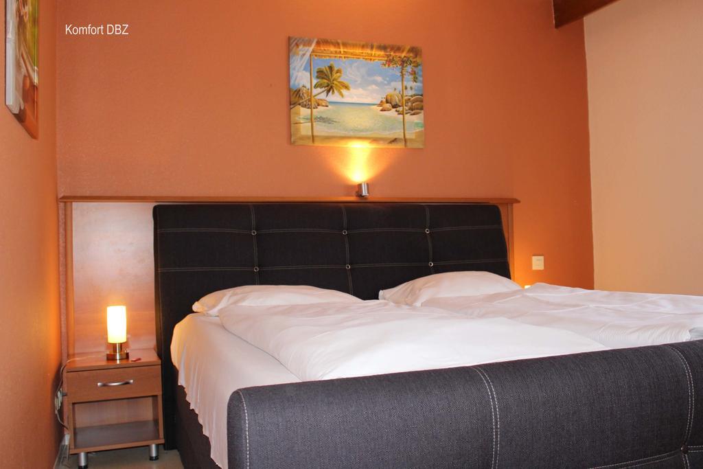 Legend Hotel Biebesheim am Rhein Номер фото